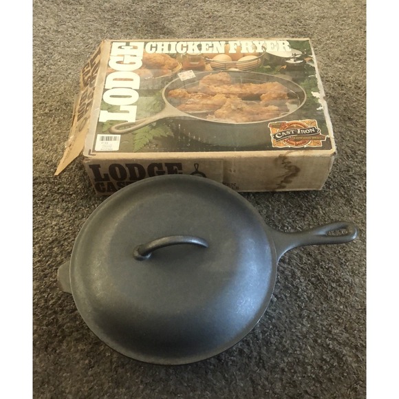 Vtg Lodge 60's Chicken Fryer Cast Iron 3 Notch Heat Ring #8 W/Drip Lid & Box USA